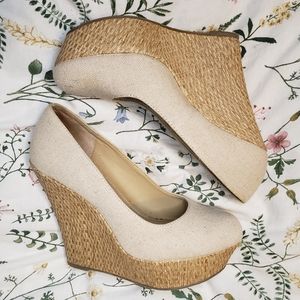 EUC Brash Lunar Espadrille Platform Heel in Ivory, Size 8.5, Closed Toe